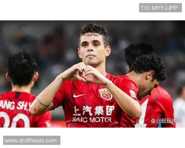 奥斯卡职业生涯起伏与辉煌转折展现足球巨星独特魅力